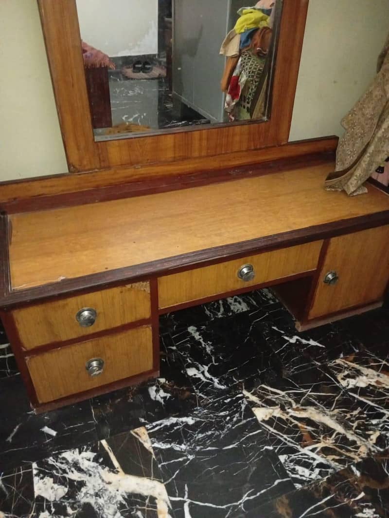 Dressing Table 2