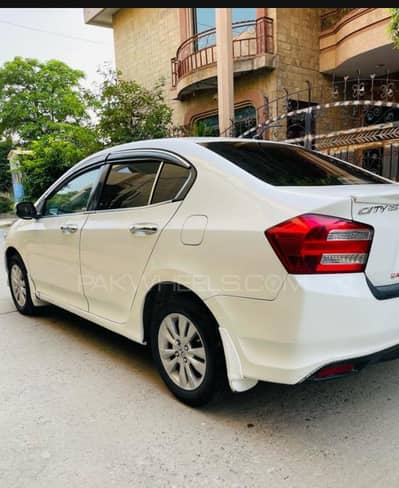 Honda city 2015 1.5 manual full option