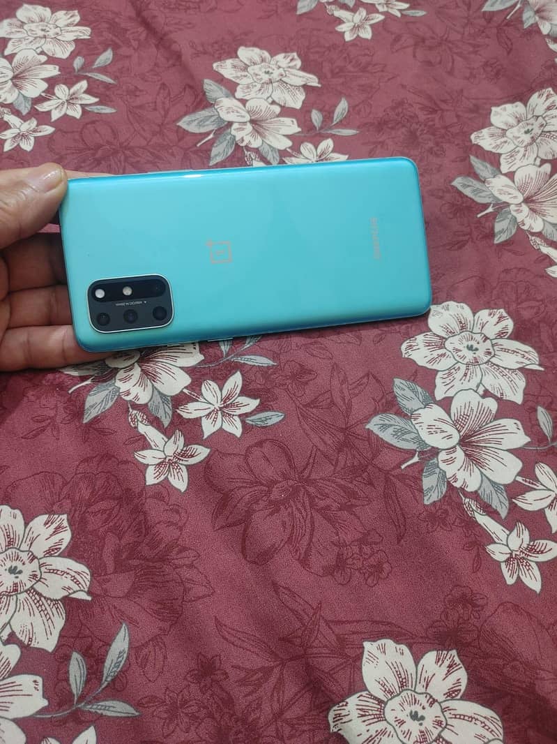 One Plus 8T 4