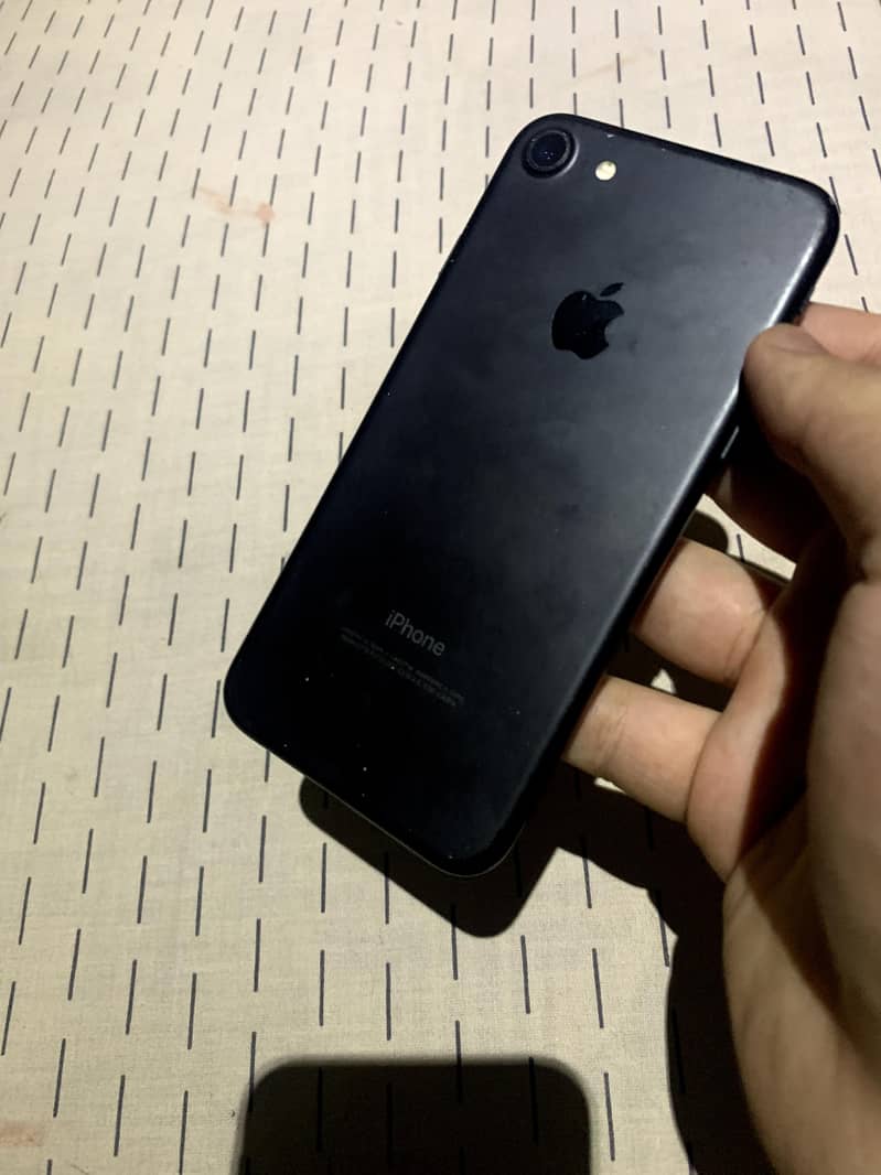 IPHONE 7 PTA APPROVED 2