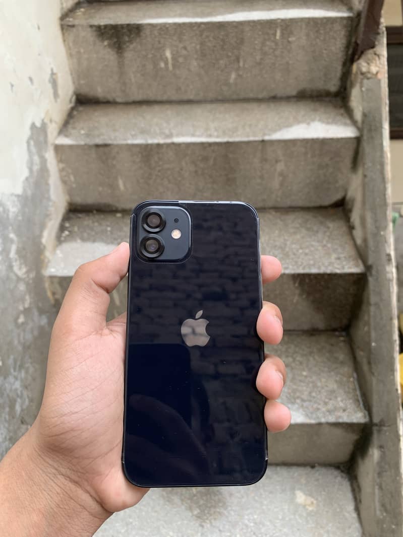 Apple iPhone 12 0