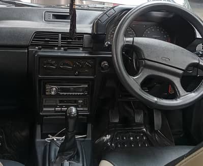 Mitsubishi lancer 1990
