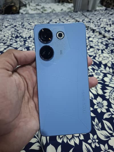 Tecno Camon 20
