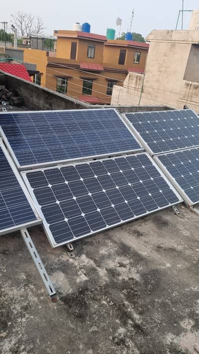 Canadian solar with power x inverter