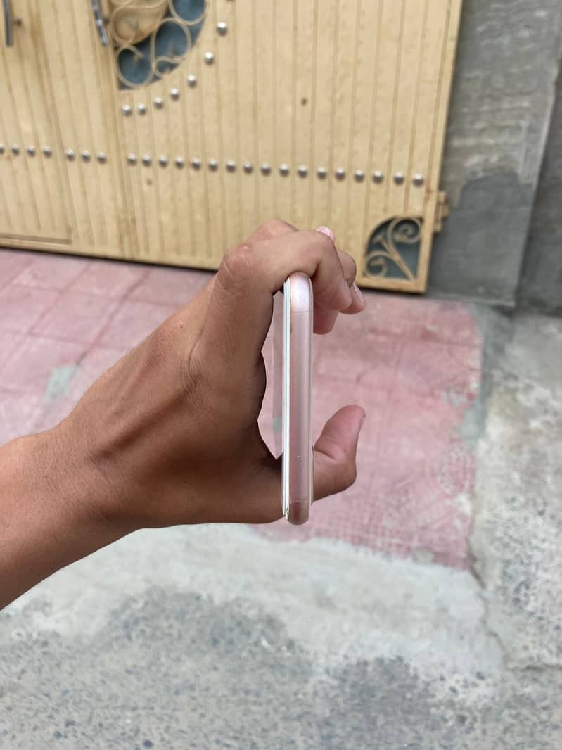 iPhone 8 Plus 3