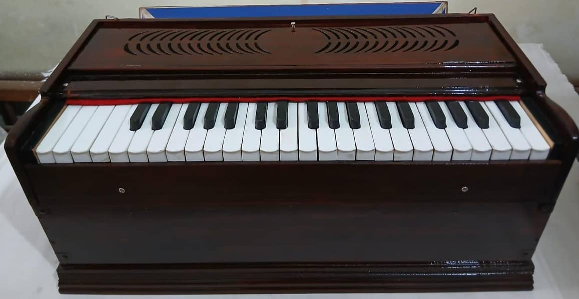 harmonium 7