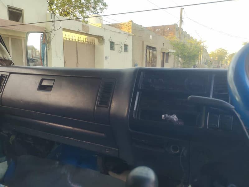 مزدا 3500 انجن گیر 4100 بند بات بند 17فٹ 3