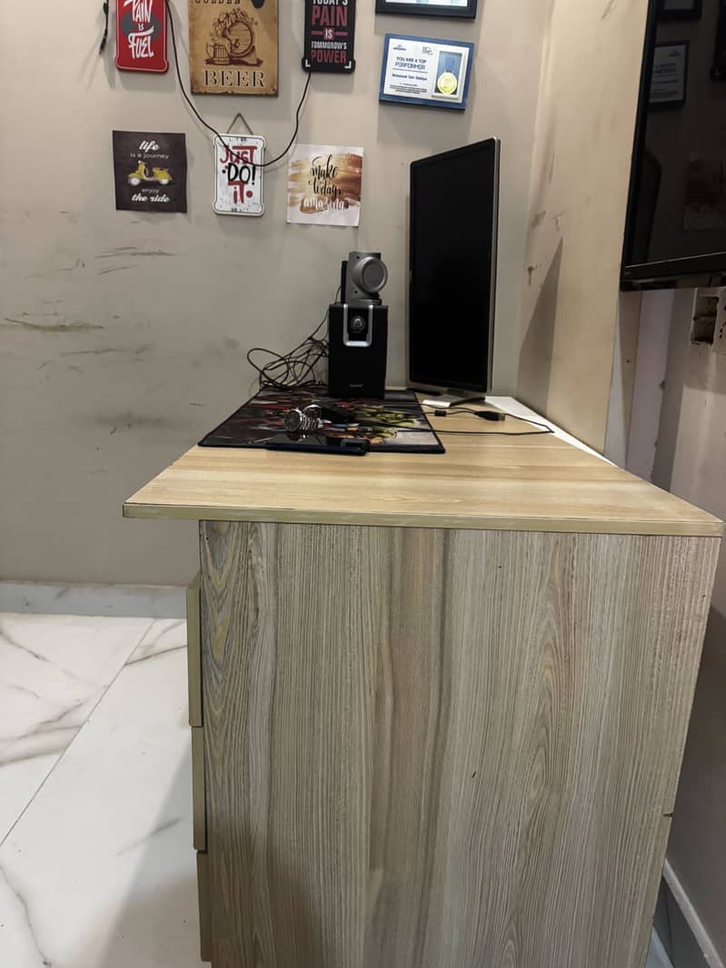 Office/ study table 2
