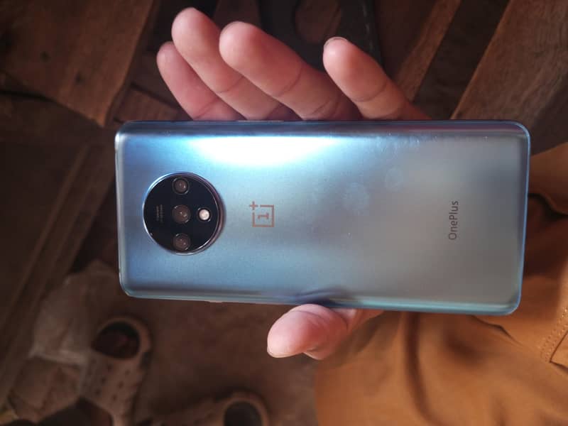 one plus 7t 1