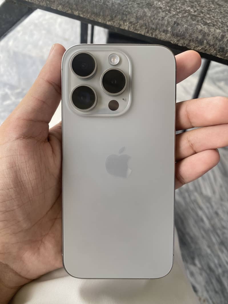Iphone 15 pro 0
