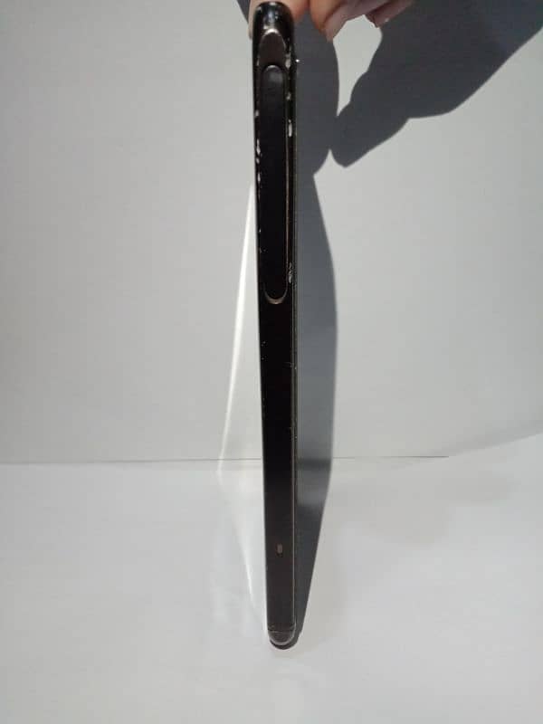 sharp aquos xx3 condition 10/9 7