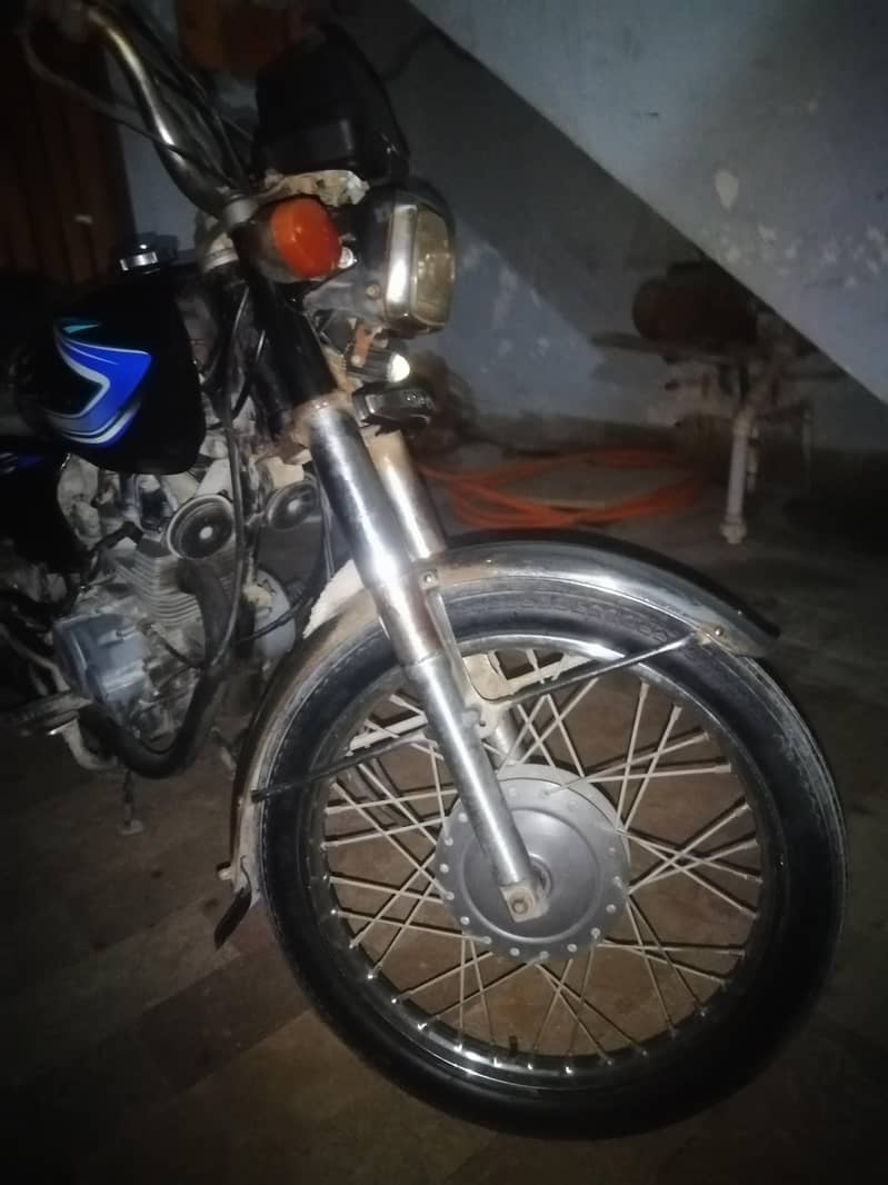 unique UD 125 1