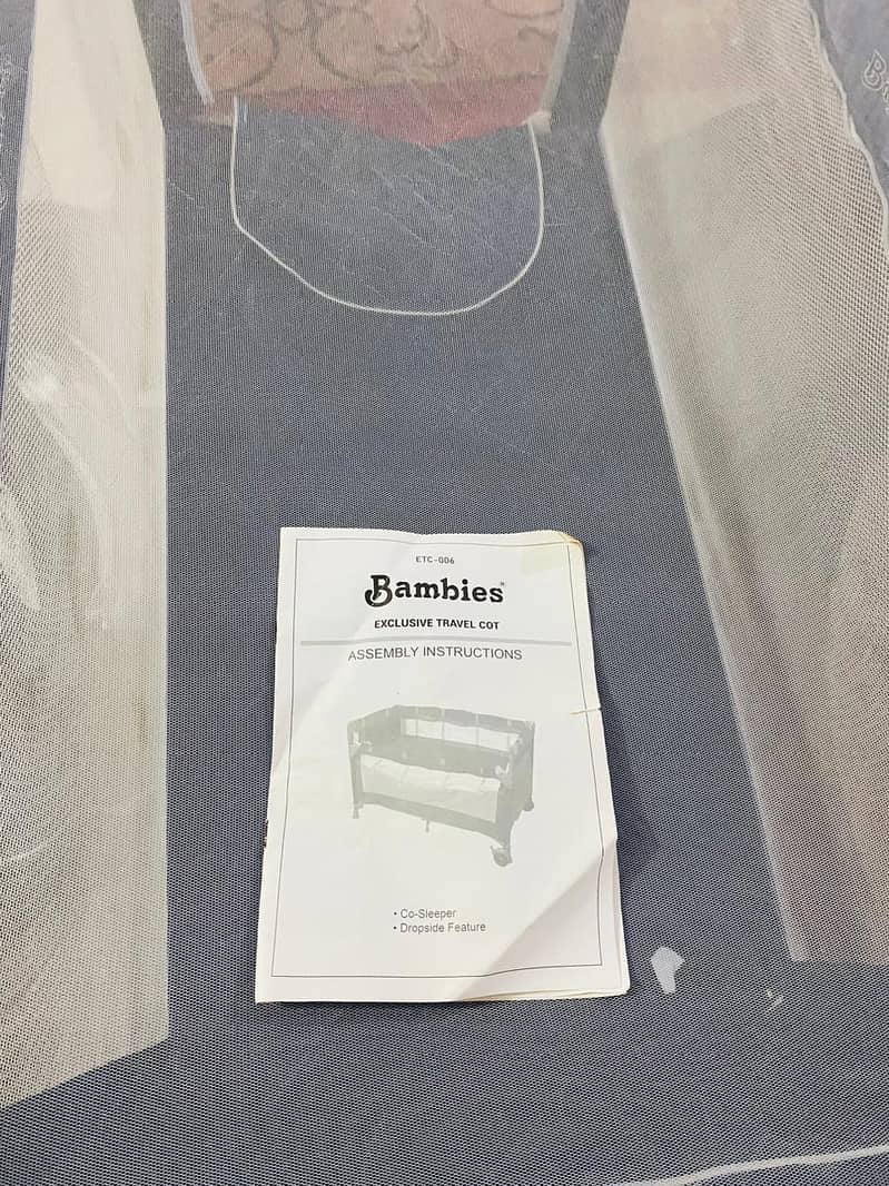 Baby cot 0