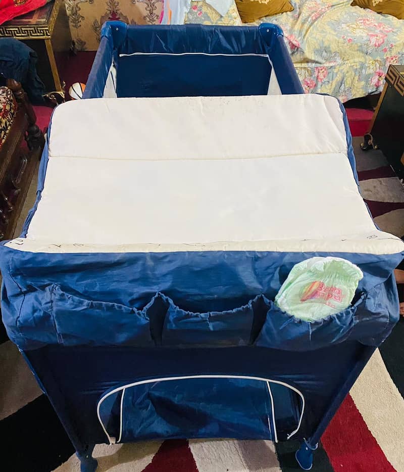 Baby cot 3