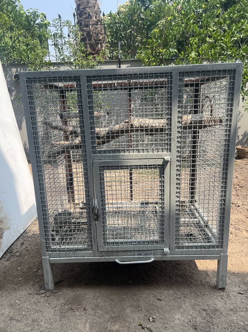 Solid iron cage 0