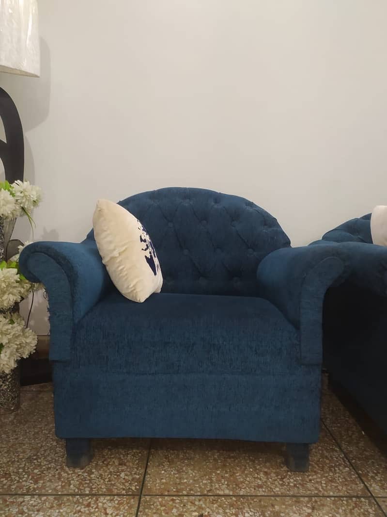 Sofa set 0