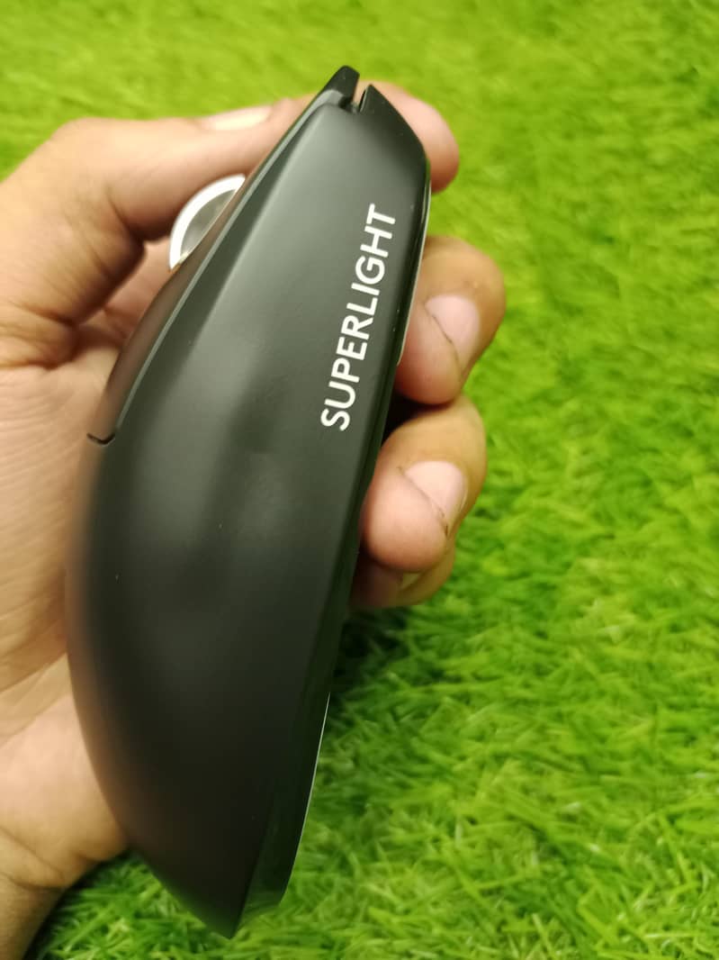 logitech g pro suparlight  wireless gaming mouse 8