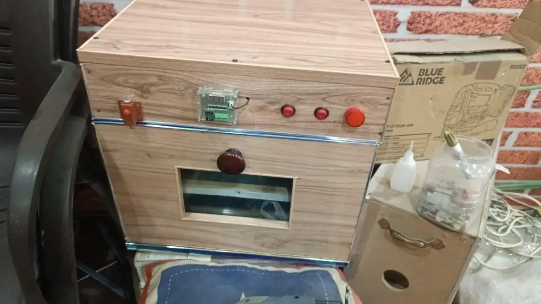 Manual incubator 60eggs