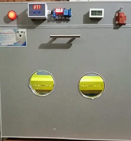INCUBATOR & BROODERS — photo 5