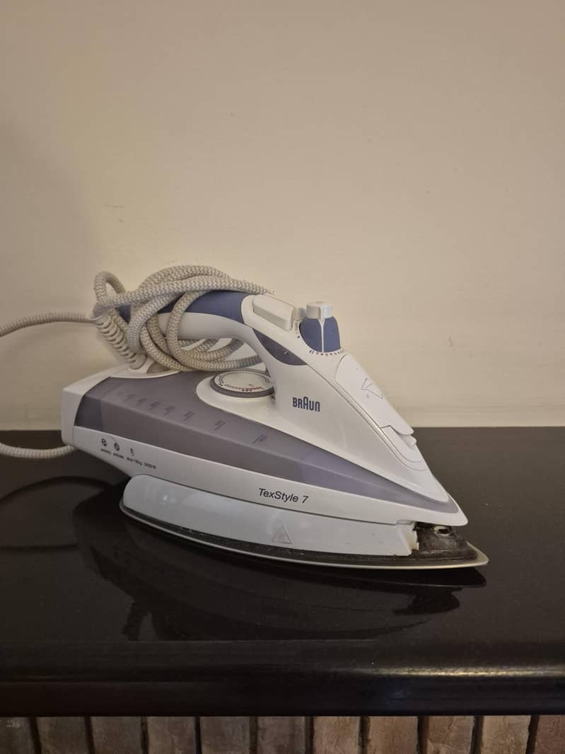 Braun iron 0