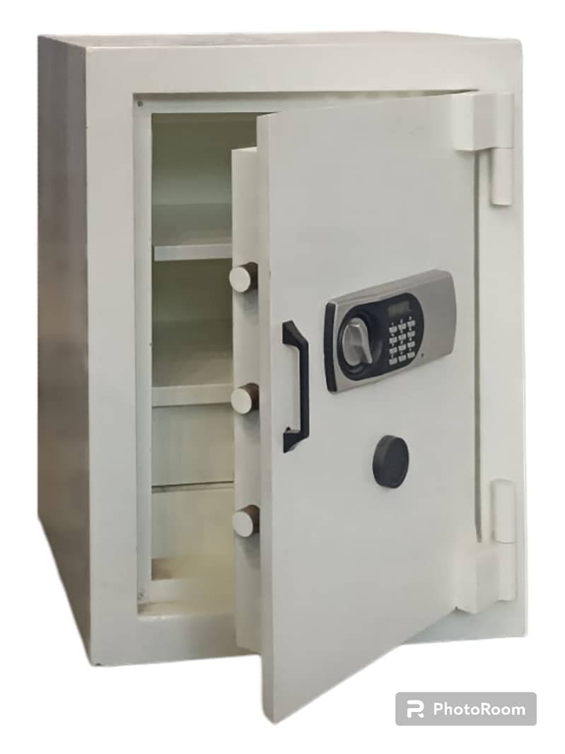Fire Resistant Safe 1
