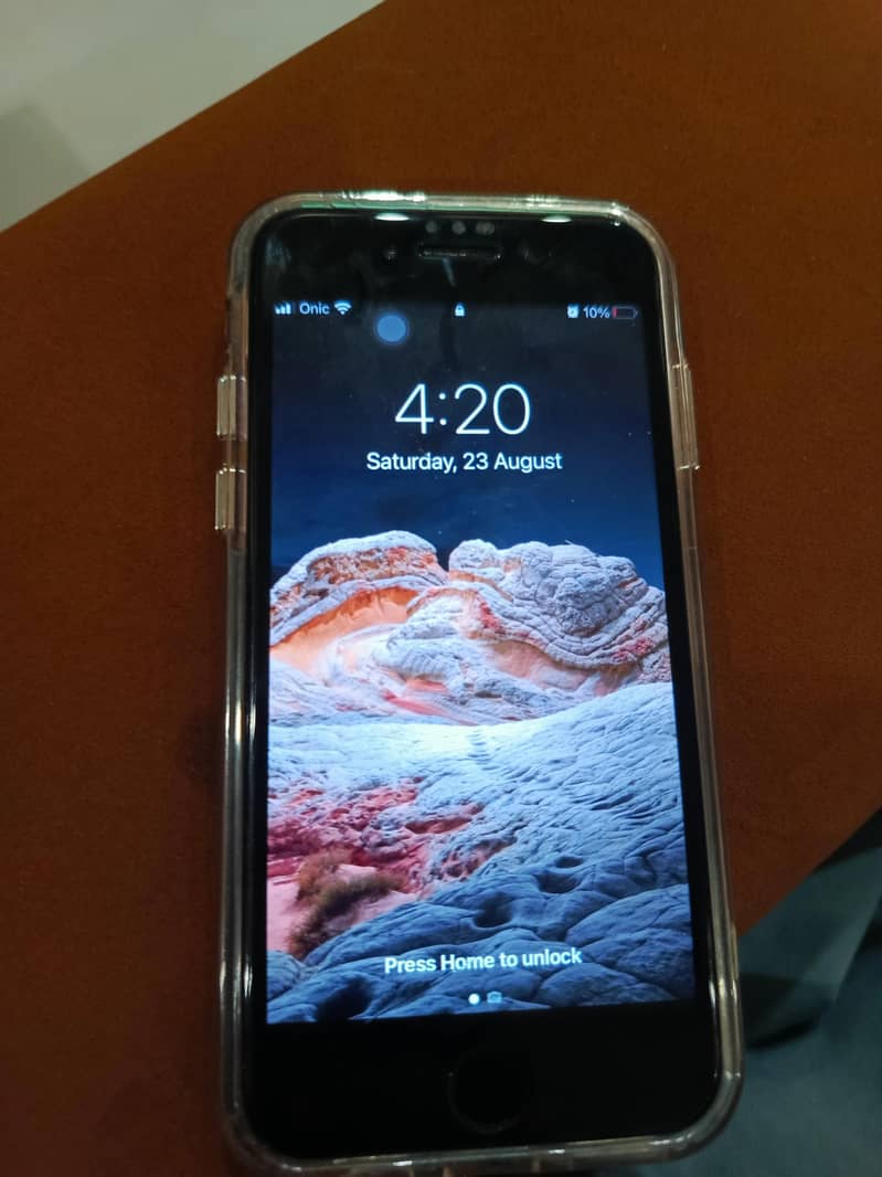 iPhone 7 0