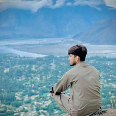 Malik Hamza Awan