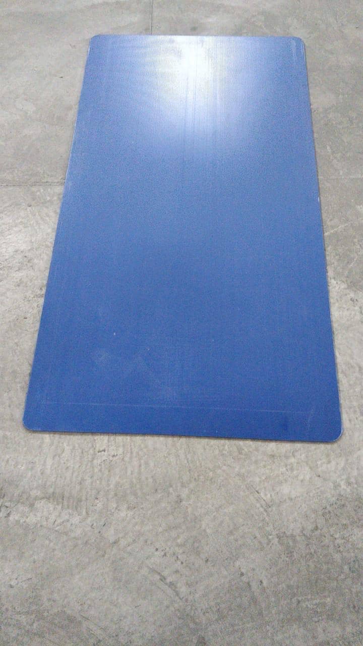 plastic sheet and pallet 3