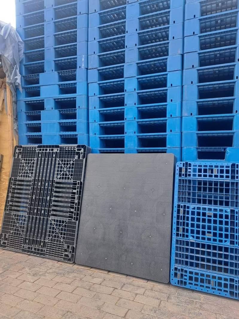 plastic sheet and pallet 4