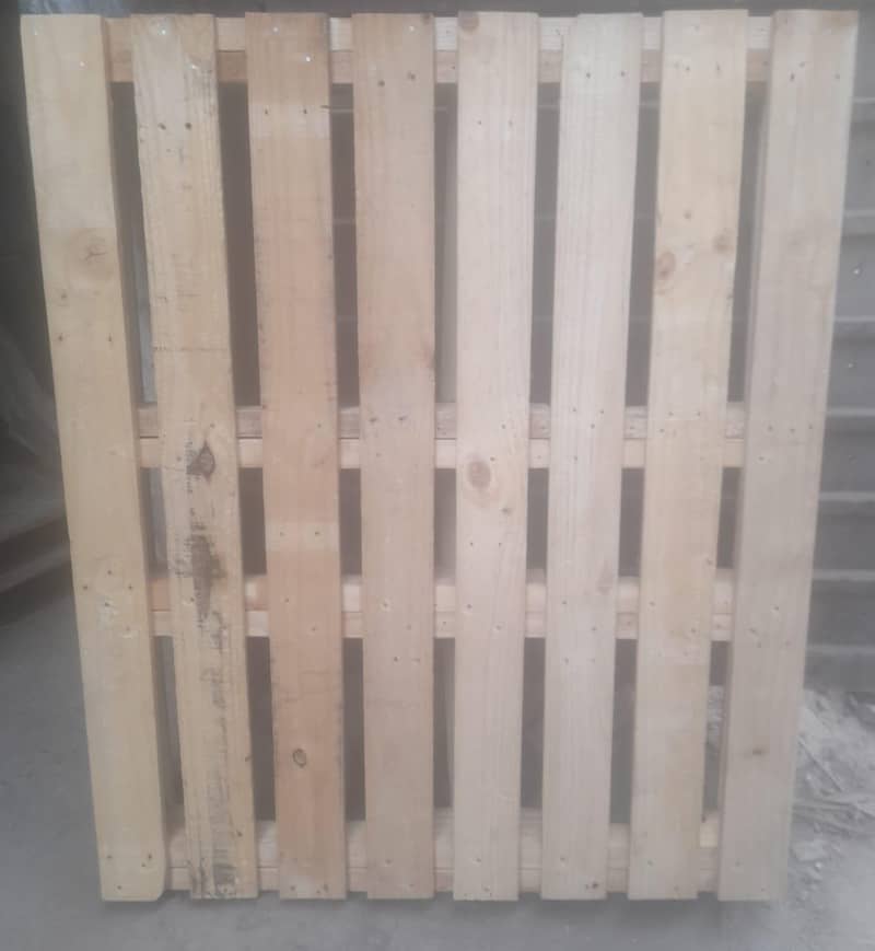 plastic sheet and pallet 10