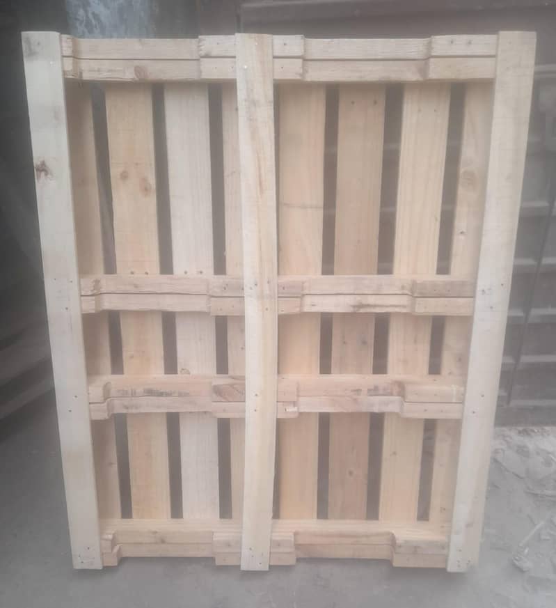 plastic sheet and pallet 11