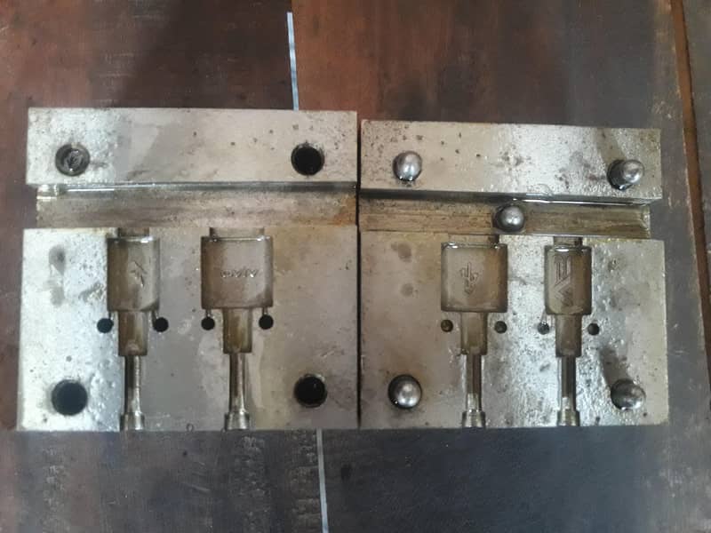 data cable die set 3