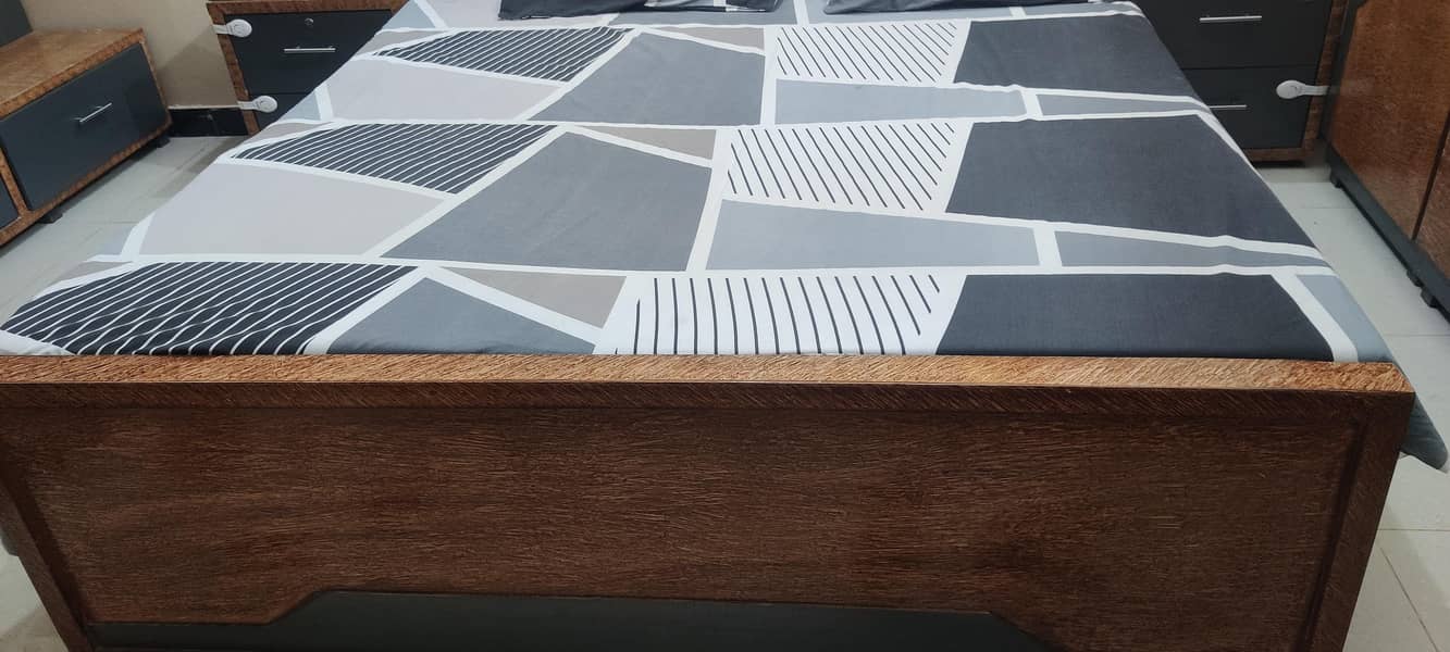 bed dressing table side table wardrobe 6