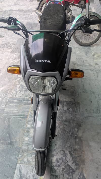 Honda70 CD dream