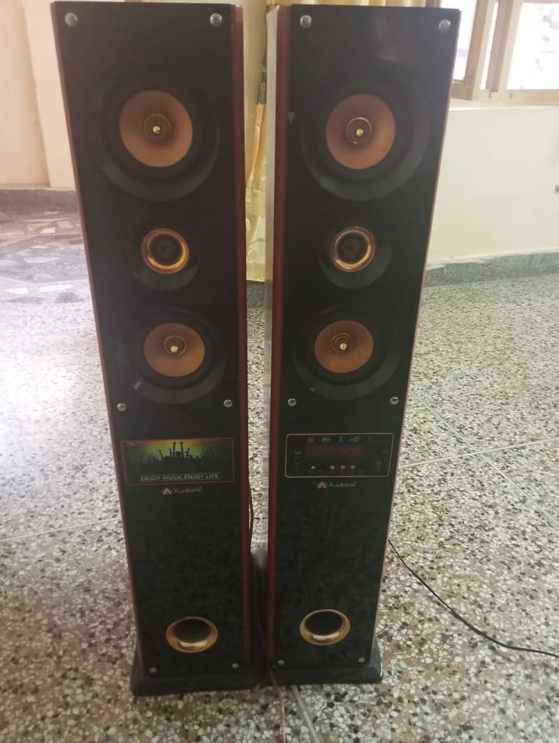 Audionic speakers 0