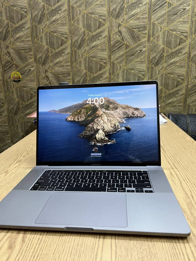 Mac Book Pro 2019 0