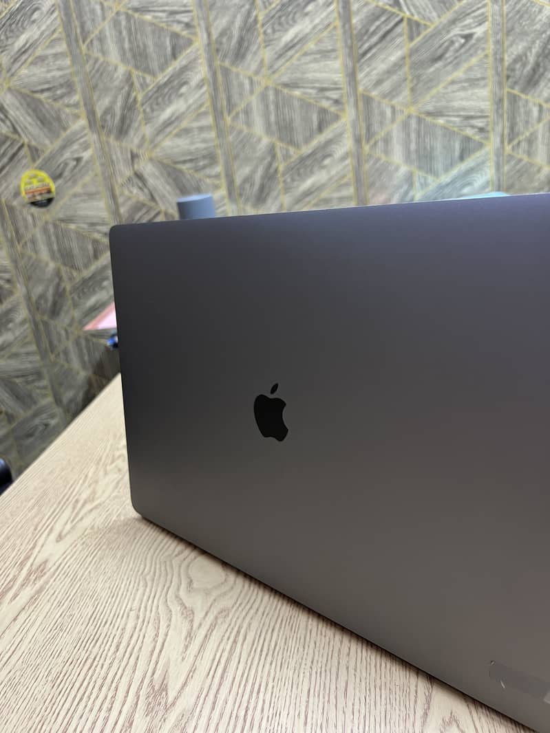 Mac Book Pro 2019 2