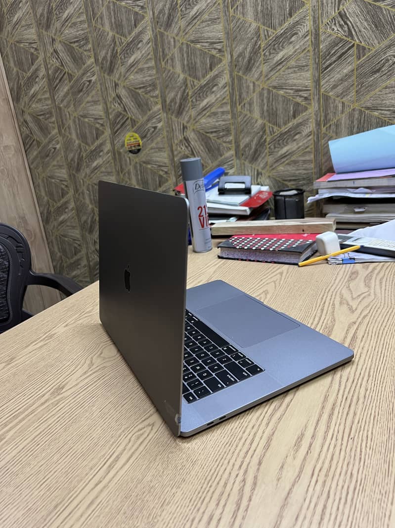 Mac Book Pro 2019 5