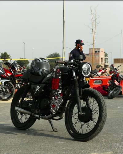 Suzuki GS 150 Fully Loaded | Head Turner Bike