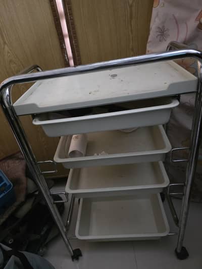parlour trolley| Salon Beauty Trolley|Trolley