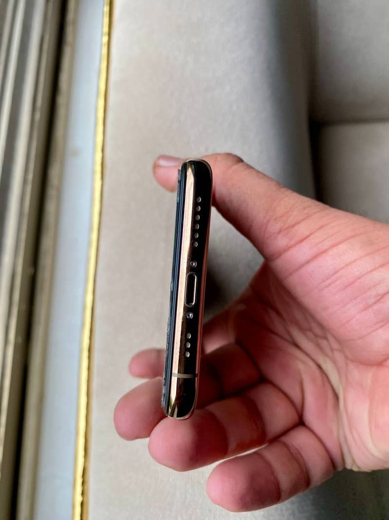 Iphone 11 Pro 256gb Gold 1