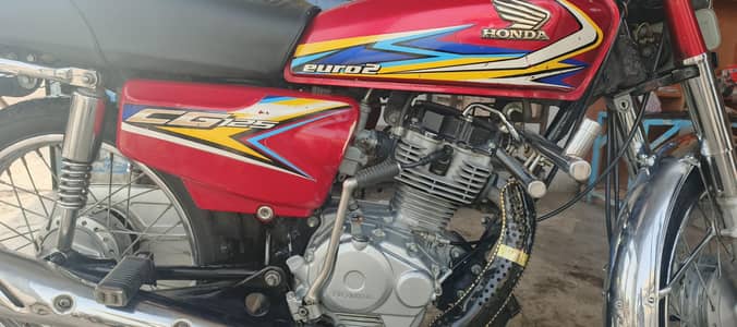 ہونڈا 125 ماڈل 2019 برائے فروخت ہے