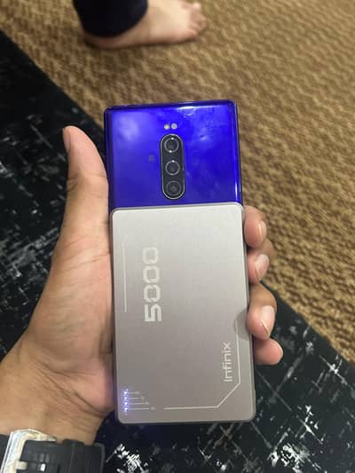 Infinix wireless 5000 mah