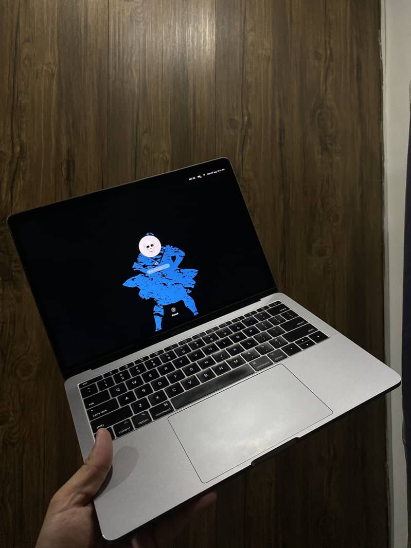 MacBook Pro 2017 8/128 0