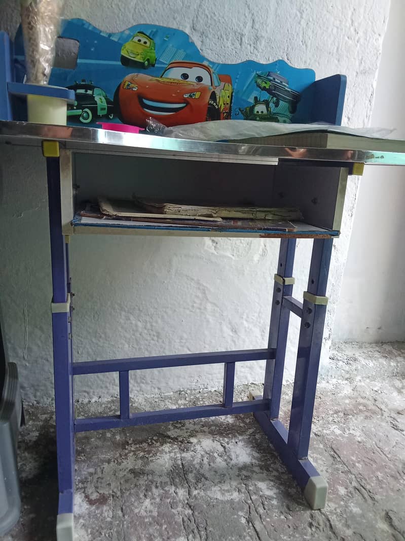 kids study table 2
