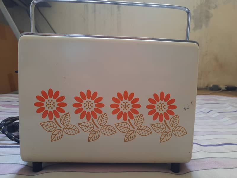 Vintage Automatic toasters 0