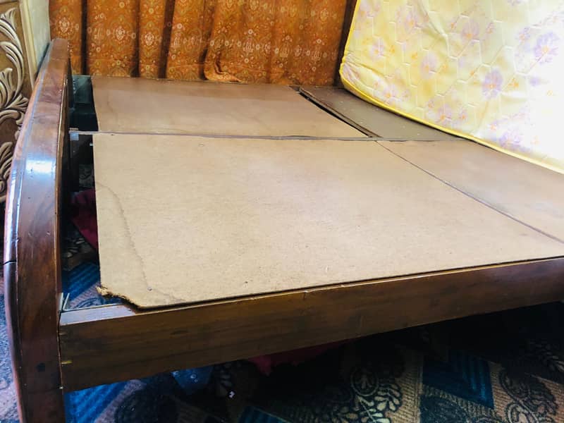 Chinioti Double Bed 3