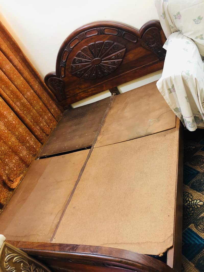 Chinioti Double Bed 11