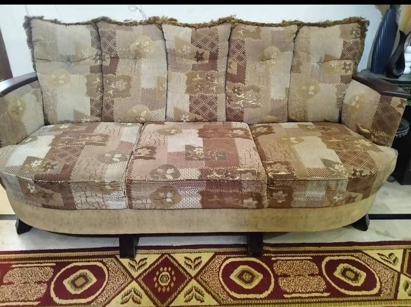 7 seater sofa 0
