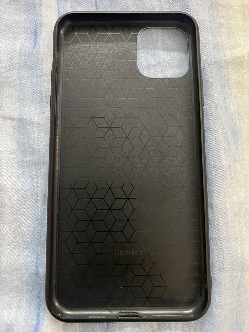 iPhone 11 Pro Max Cover 1